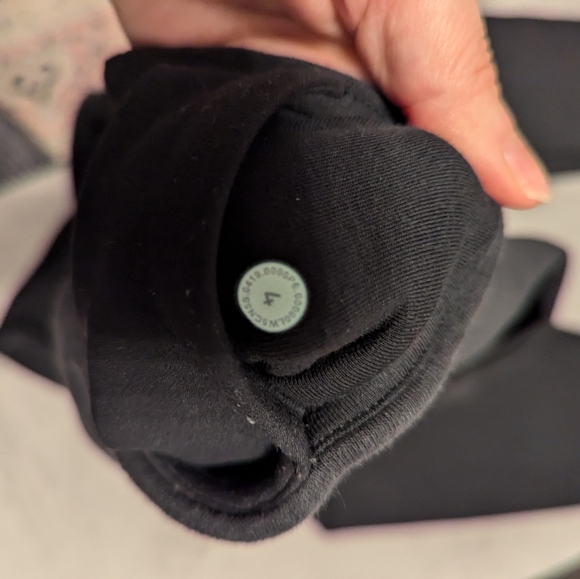 Lululemon leggings - Picture 5 of 5